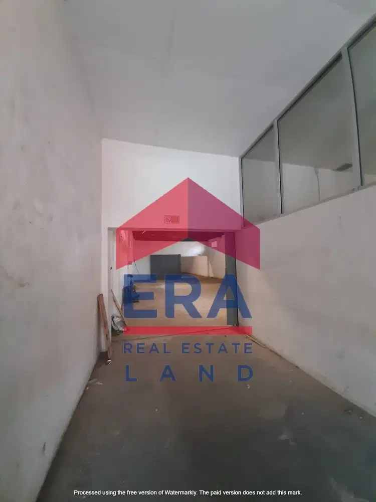 Dijual Gudang di Jalan Laksamana Martadinata, Kotalama, Malang