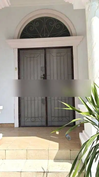 Rumah Mewah Murah 3Lt 8x20 4+1KT Cluster Florence Pik Full Furnish