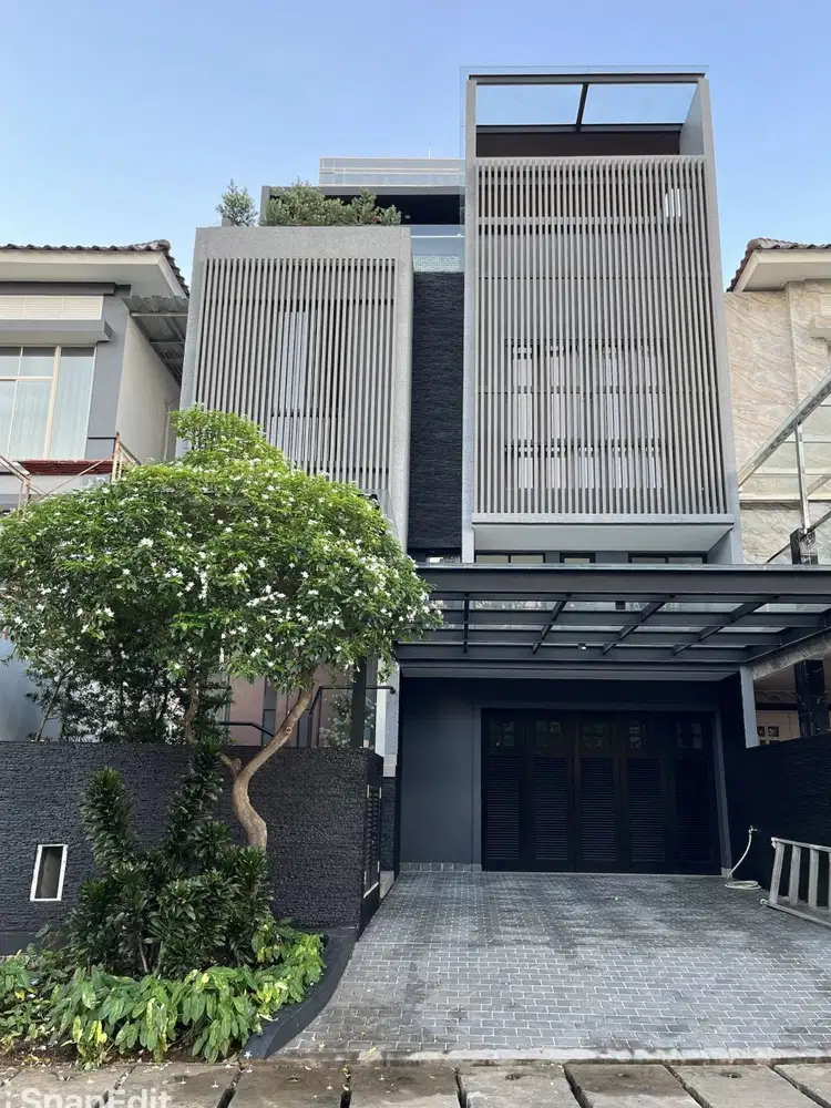 Rumah Mewah PIK Crown Golf 8x24 Full Furnished