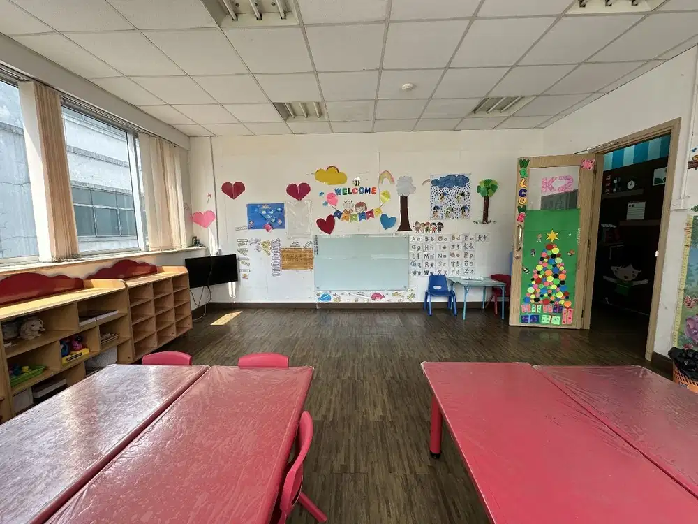 Dijual cepat Ruko gandeng 2 (di bawah NJOP) siap pakai di Kemayoran