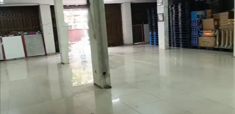 DISEWAKAN RUKO GANDENG 3 DI PANGERAN JAYAKARTA, JAKARTA PUSAT
