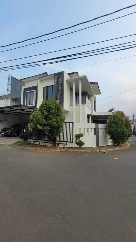 Dijual rumah siap huni, furnish posisi hook di Griya Loka BSD Tangsel