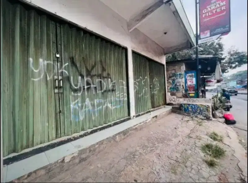 Jual Ruko dan 4kontrakan di pinggir jalan raya Parung Bogor