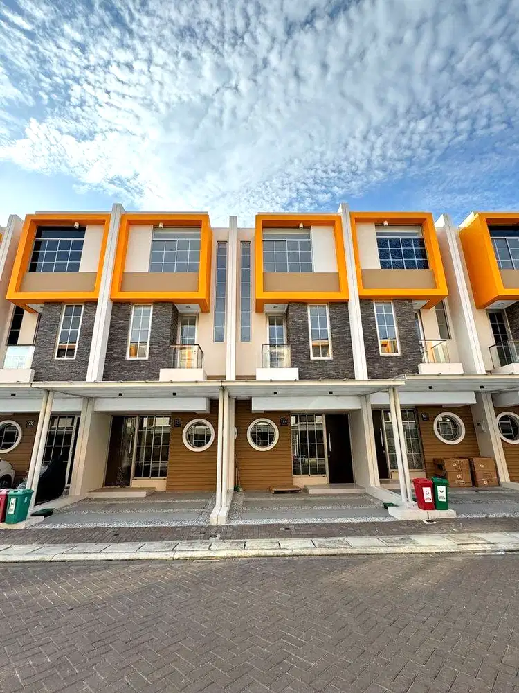 Rumah 2Lt 4,5x10 3KT Tipe Hazel Cluster Tahap2 Pik 2 Siap AJB