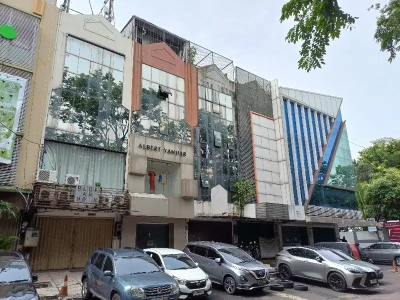 Ruko Kelapa Gading Permai Hadap Timur 4 1/2 Lt