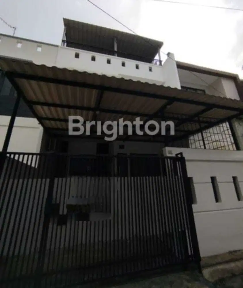 Dijual Rumah 3 Lantai di Greenville, Lokasi Sangat Strategis, Jakbar