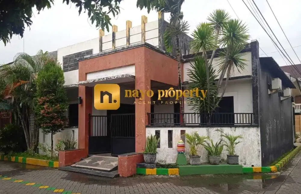 Rumah Hook Murah Dalam Komplek Strategis di Babatan Indah Wiyung