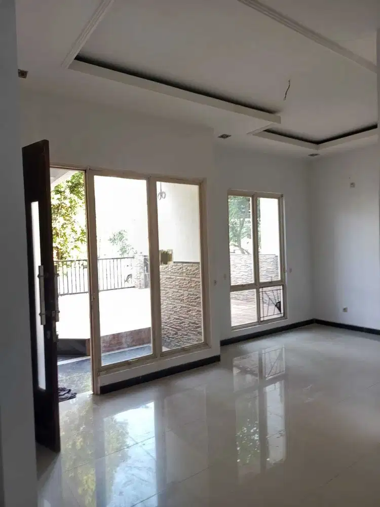 Dijual rumah bagus di cluster ifolia harapan indah Bekasi Barat