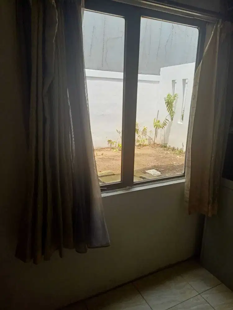 DIJUAL CEPAT RUMAH BAGUS DI GRAHA BINTARO