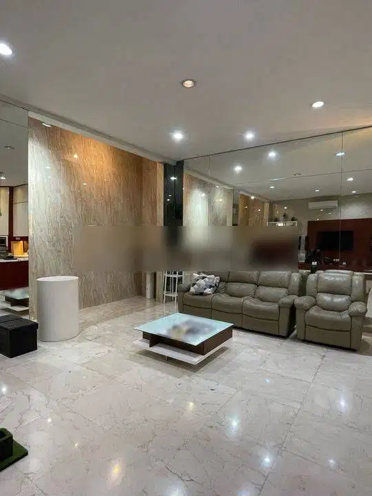 Rumah PIK Crown Golf 8x24 Full Furnished View Danau