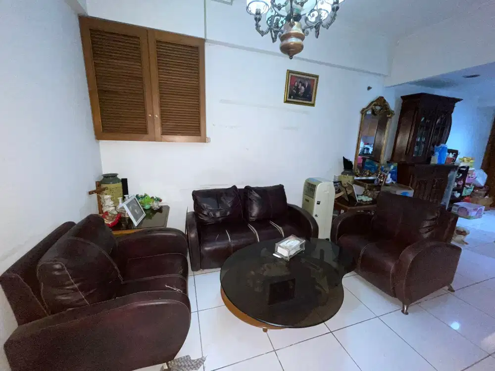 Jual Cepat Apt. Juanda Semi Furnish View Pool, Bisa Nego