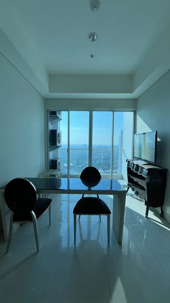 JUAL CEPAT! Apt. Puri Mansion Full Furnished View City, Harga OK