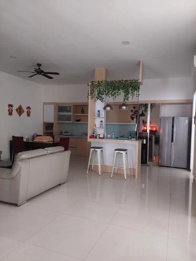 JUAL CEPAT! Rumah Siap Huni Minimalis Jalan 2 Mobil di Agung Barat