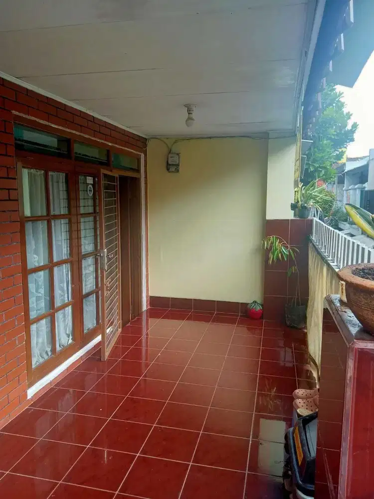 Rumah murah terawat Siap huni di sarijadi bandung
