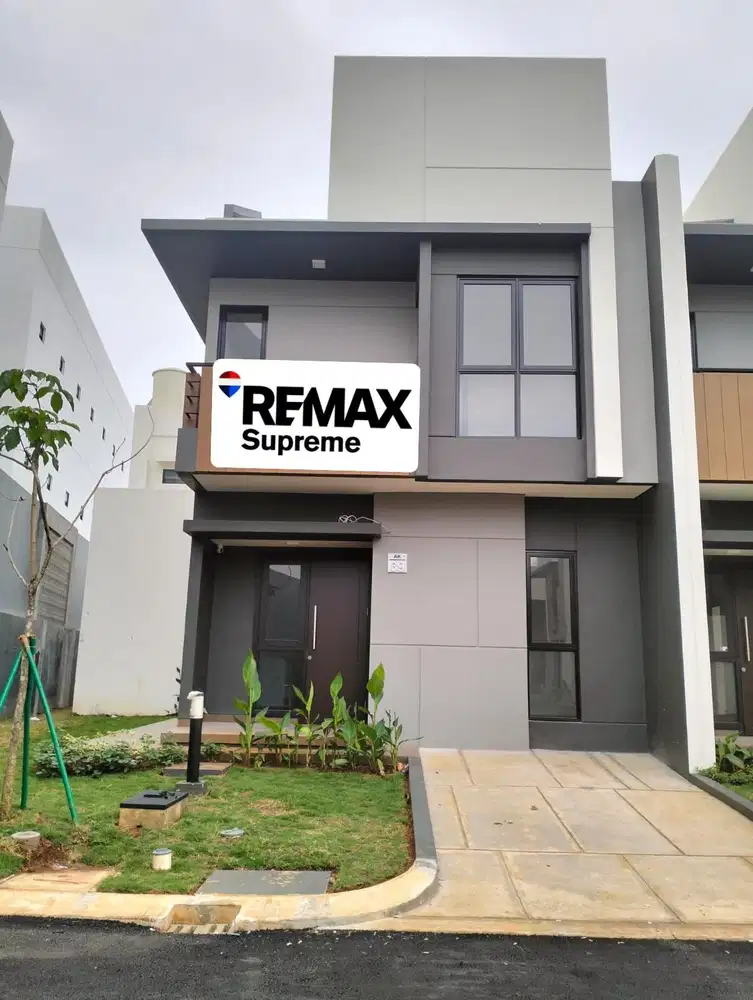 Dijual rumah baru Summarecon crown Gading