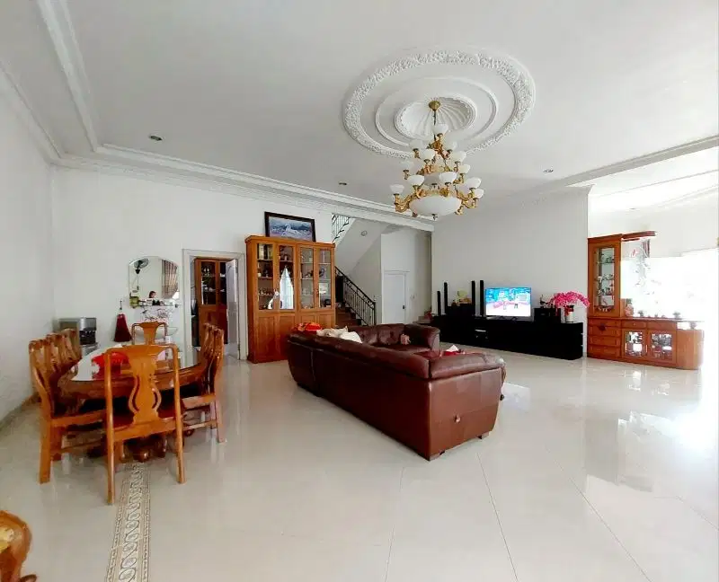 Di Jual Rumah Mewah di Camar Pik jakarta