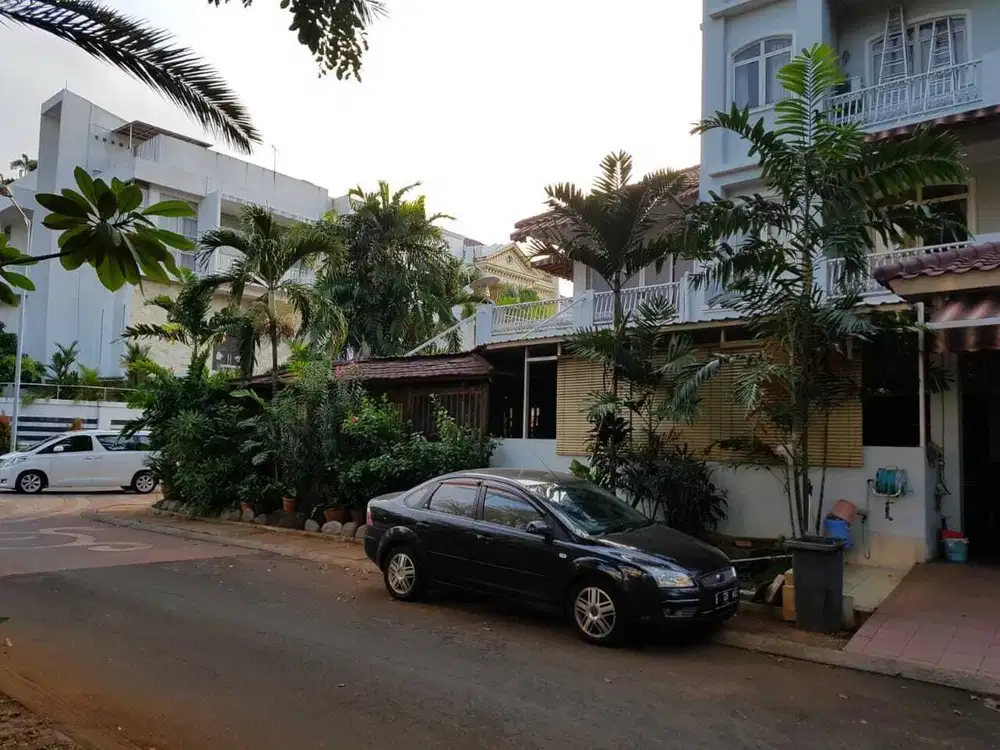 Rumah hoek siap pakai di cluster eksklusif Bukit Gading Mediterania