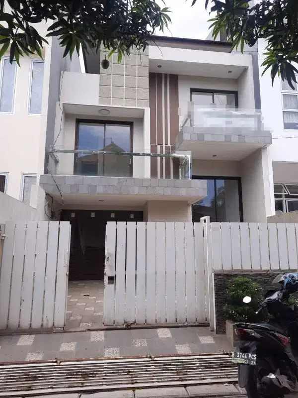 Rumah Minimalis Jual Murah Bagus Strategis Bebas Banjir