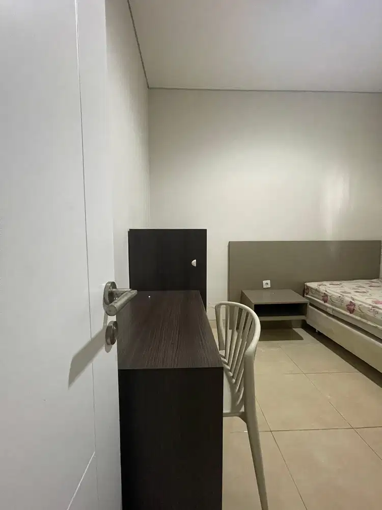 RUMAH GREENWICH RAPI MURAH DISEWAKAN FURNISH DI BSD, TANGERANG SELATAN