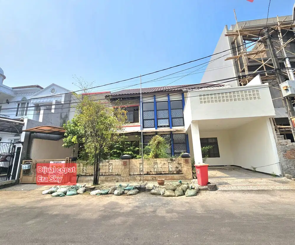 Rumah Luas di Harapan Indah Regency Bekasi Barat