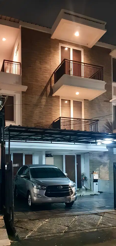 Dijual Rumah Siap Huni 9x17m2 di Janur Elok Sports Mall