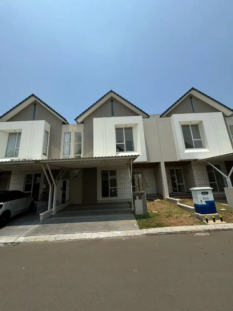 Dijual Rumah Rapi Terawat Siap Huni di Suvarna Sutera Siap AJB