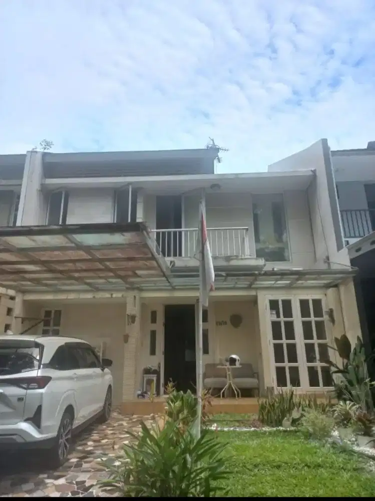 Rumah di Perum Delatinos Cluster Costa Rica BSD Tangerang Selatan