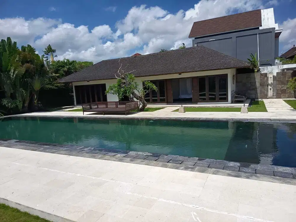 DIJUAL VILLA MURAH DI SEMINYAK KUTA