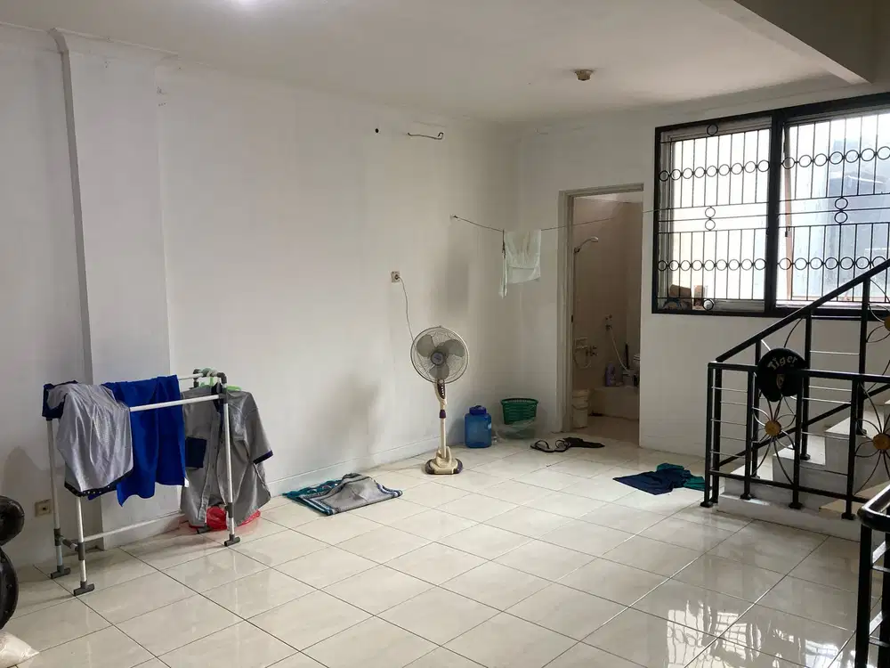 Dijual Ruko Aralia 2 1/2 Lantai di Kota Harapan Indah, Bekasi