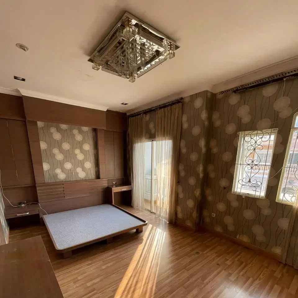 Dijual Rumah di Mediterania Boulevard, PIK