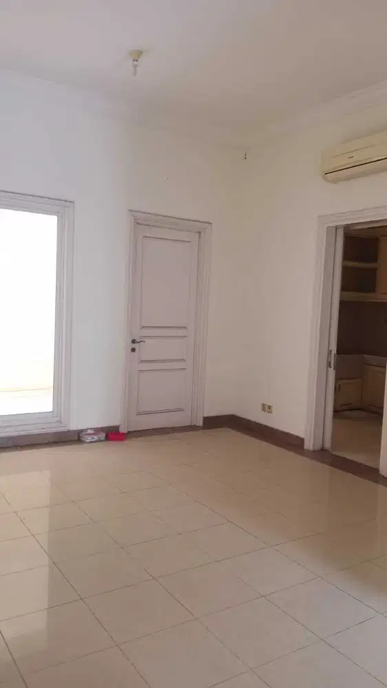 Dijual/Disewa Rumah Royal Gading Mansion Jakarta Utara
