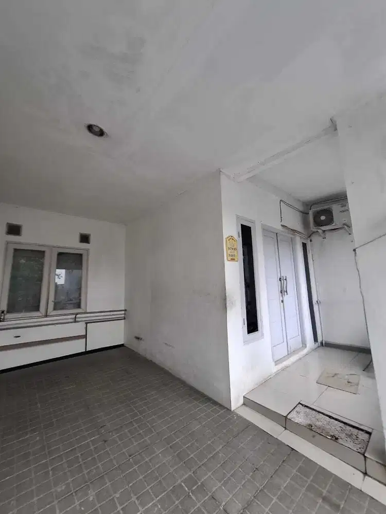 DIJUAL CEPAT Rumah Siap Huni Sektor 6, Gading Serpong