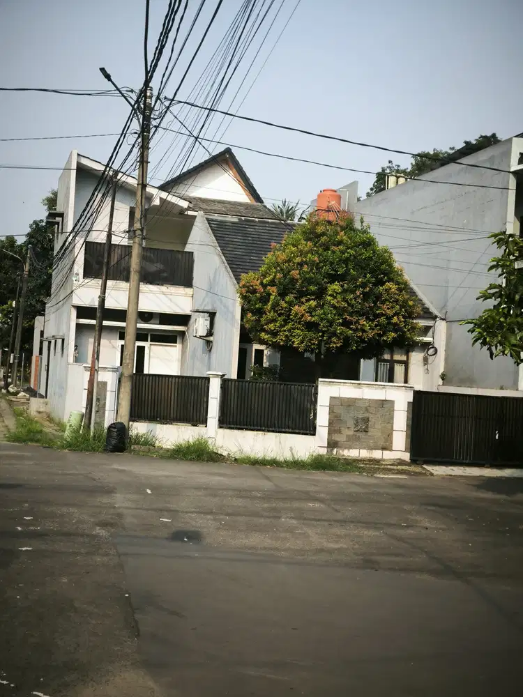 Rumah hook di villa riski ilhami
