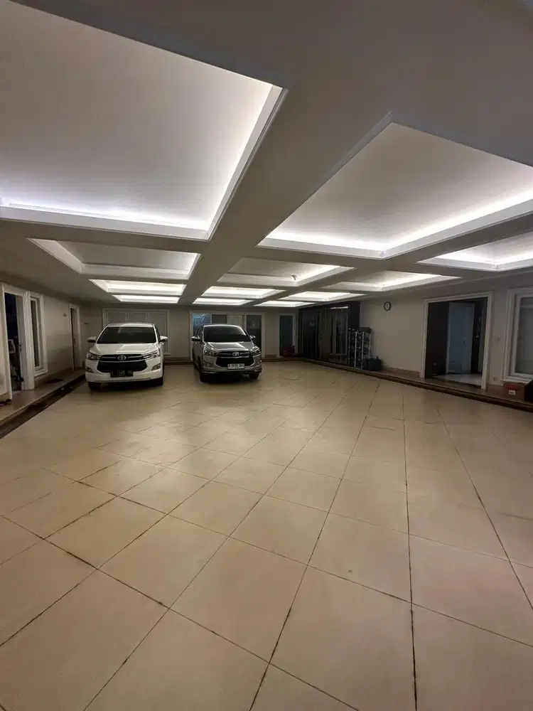 Rumah mewah di cluster eksklusif Lotus Palace - Pantai Indah Kapuk