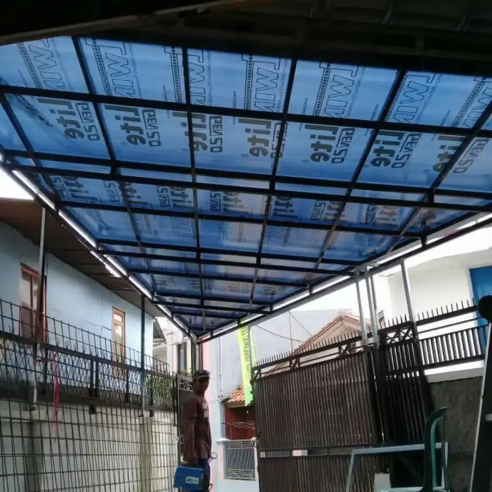 Kanopi transparan policarbonat murah kwalitas bahan holo glfanis 1,6mm