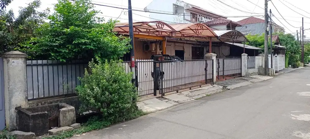 Rumah asri dan nyaman di komplek pertamina ,pulo gebang ,Jak-Timur