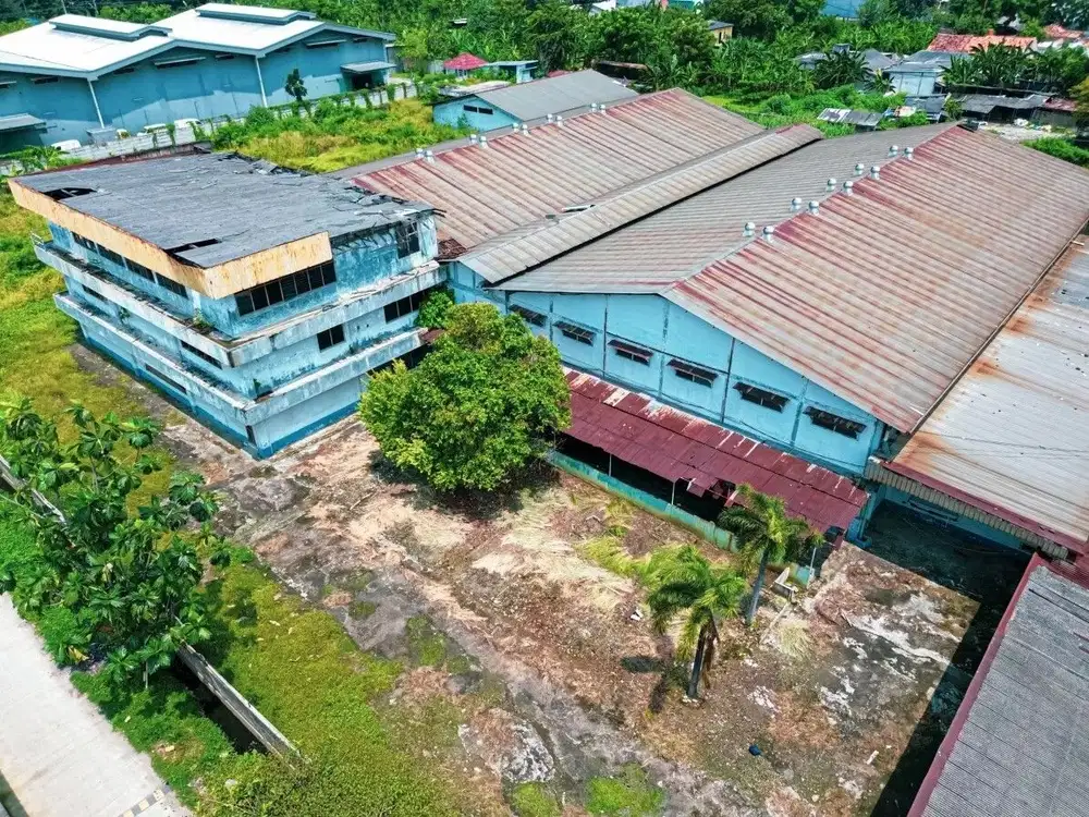 Gudang Pabrik Kawasan Industri Daan Mogot Luas 10500m2 Strategis