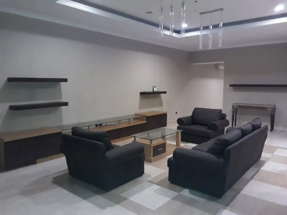 Rumah 3lt 15x30 450m type 5KT Puri Jimbaran Ancol Timur Jakarta Utara