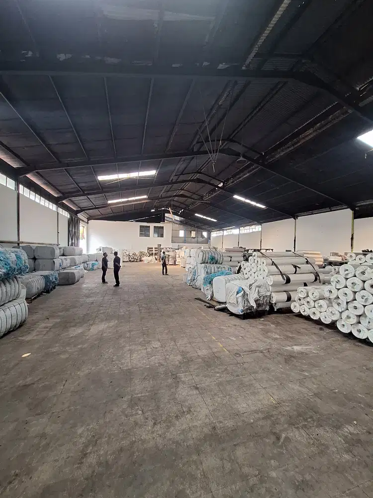 Disewakan Gudang Cisirung Moh.Toha Akses Container