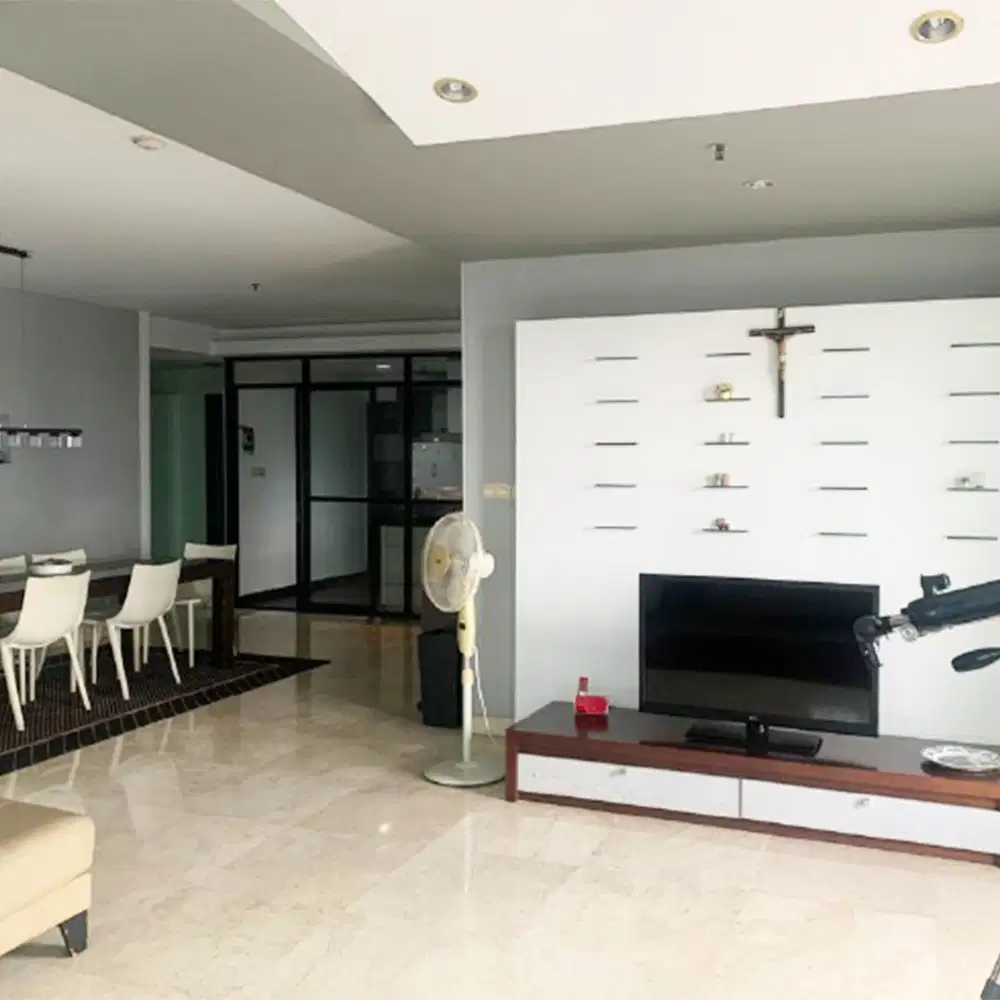 Apartemen Park Royale Tower 2 Lantai 13 Furnished KT 3+1