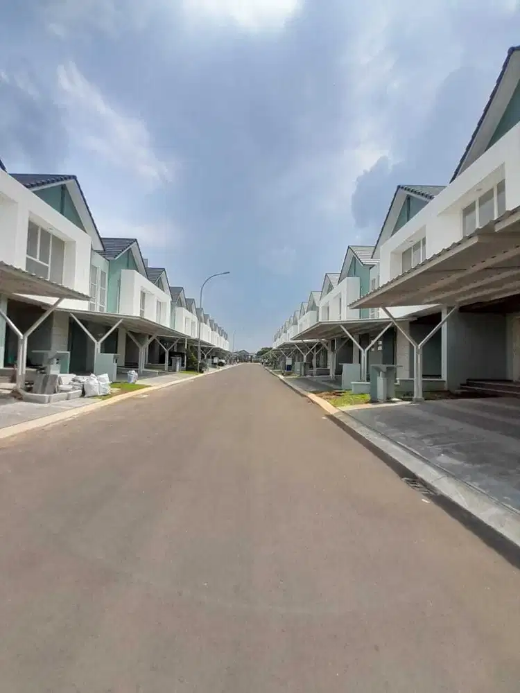 Disewa Rumah 2 Lantai di Catriona Suvarna Sutera Kondisi Rapi Bersih