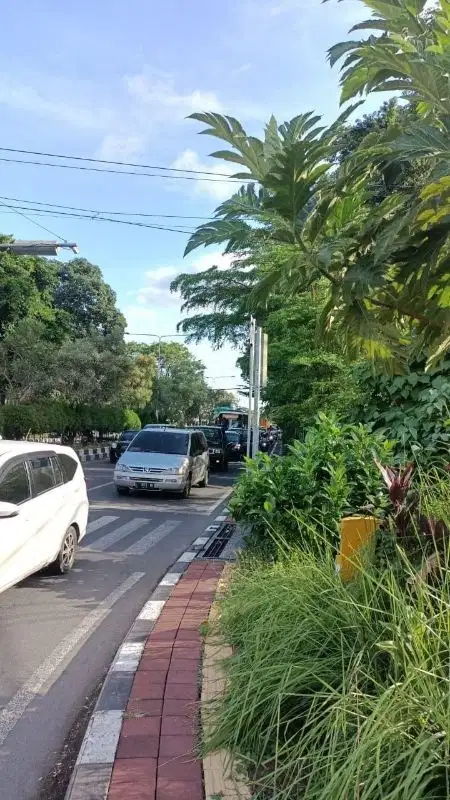 DIJUAL TANAH  DI JALAN RAYA KUTA