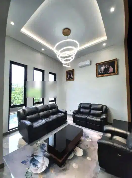 Rumah PIK Crown Golf Boulevard View Danau Lift Full Furnished Renovasi