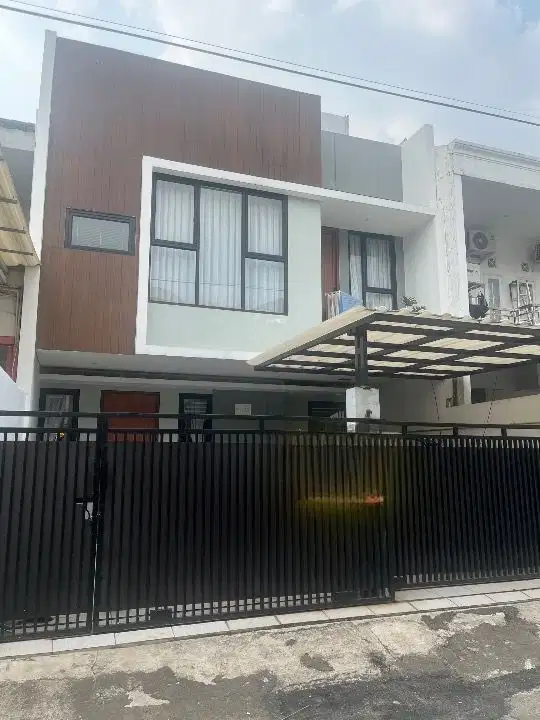 Rumah Modern 2 Lantai di Taman Modern Cakung, Jakarta Timur