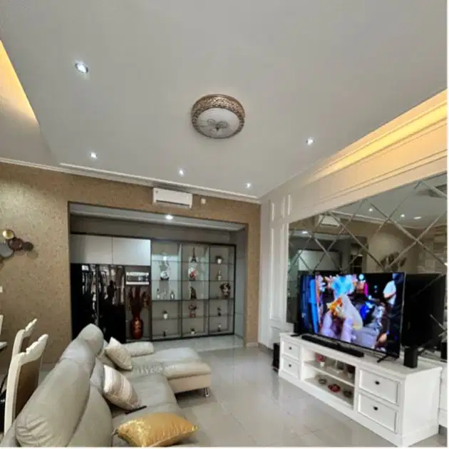 dijual Rumah furnished interior  PIK2