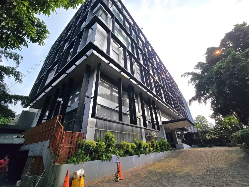 Gedung Ex Hotel Kuningan 6Lt 1065m2 Hadap Jalan Raya Semi Furnish