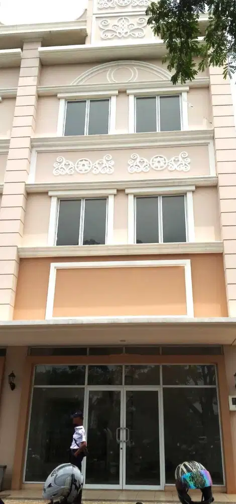 Ruko The Walk 3lt 5x14 70m JGC Jakarta Garden City Cakung