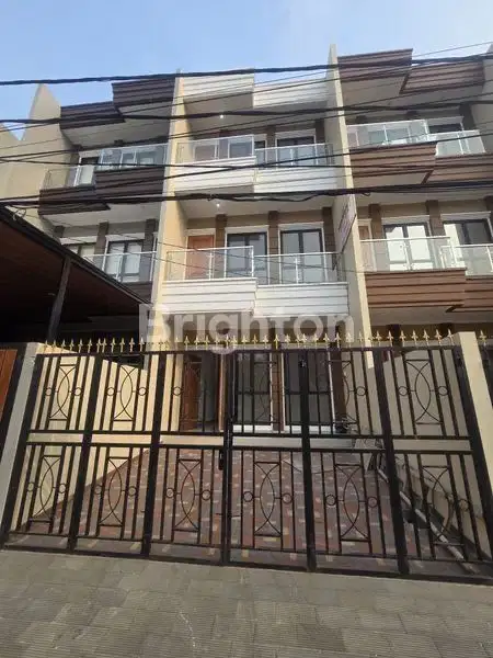 RUMAH BARU TAMAN RATU 5x18 NEW BRAND