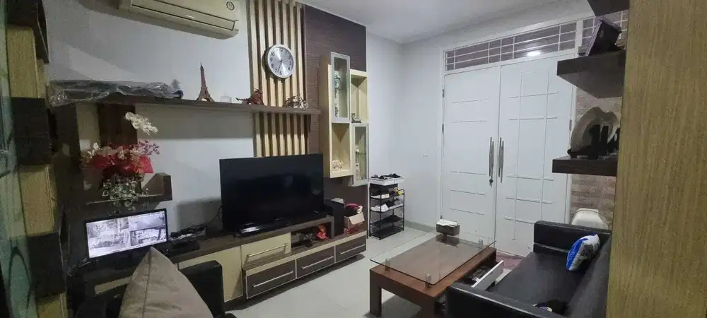 Cluster Vernonia Hoek  Summarecon Bekasi Sudah Renovasi Siap Huni