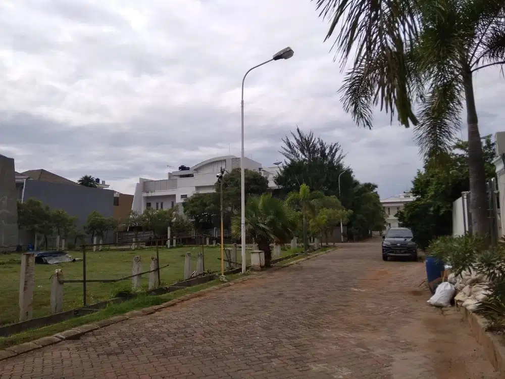 Kavling eksklusif siap bangun di Pantai Mutiara - Jakarta Utara